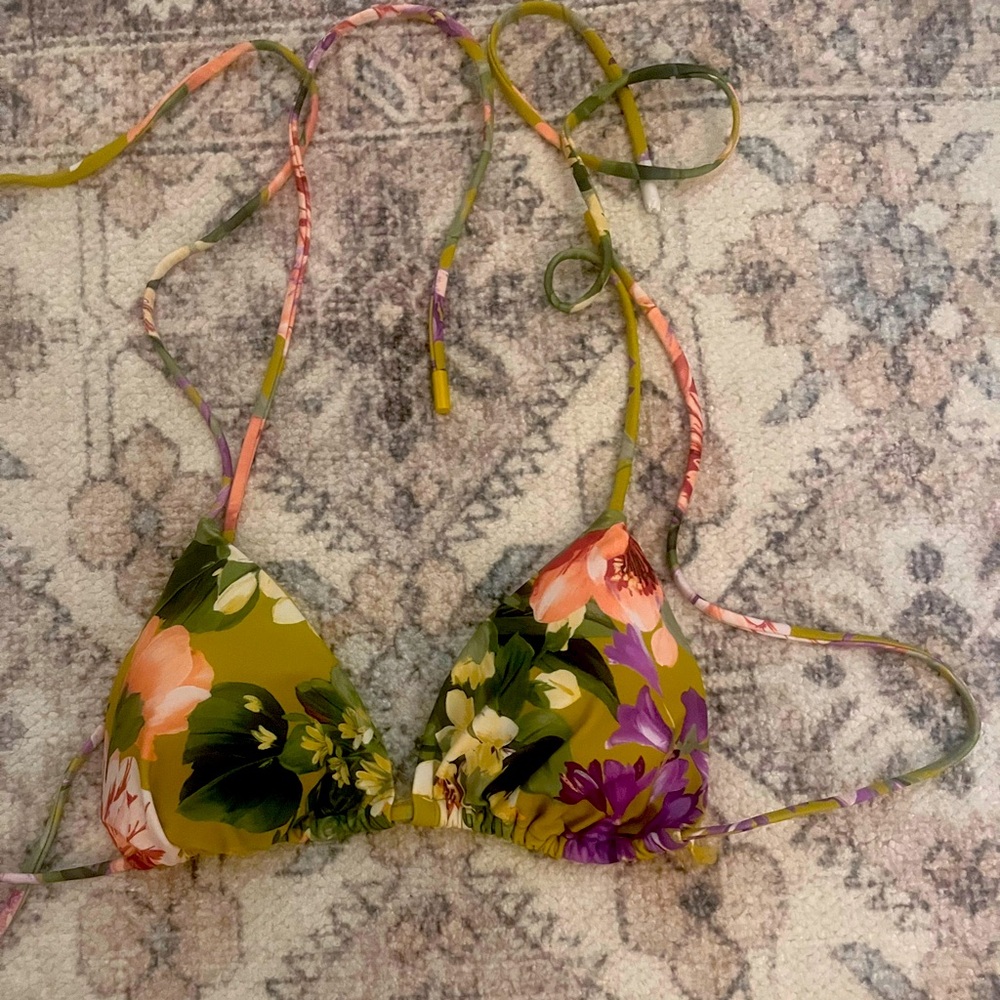 Express Flower Sarong Set